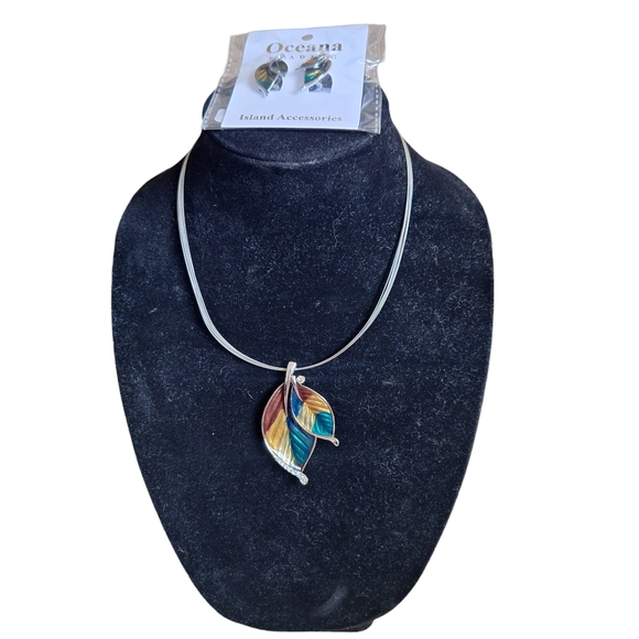 Oceana Trading Island Double-Leaf Enamel Pendant Necklace and Earrings Set NEW - Picture 5 of 5